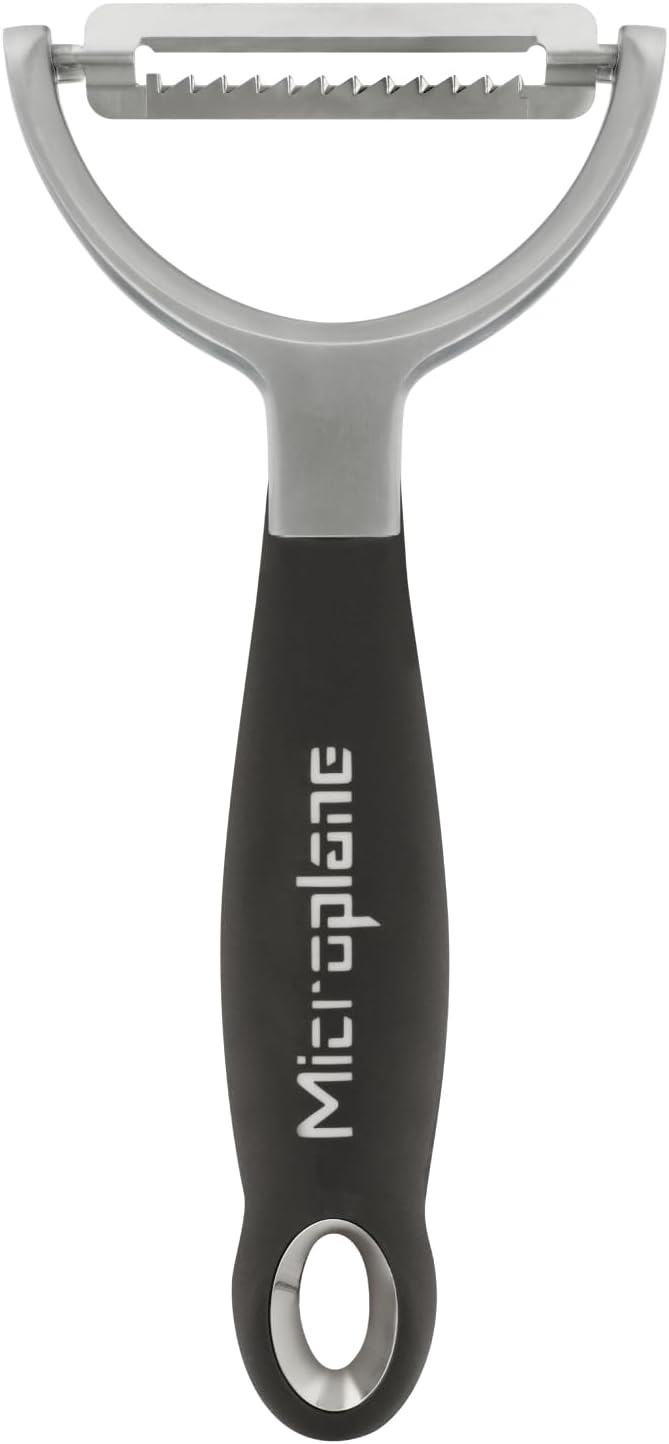 Microplane Professional Y-Peeler – Ultra-Sharp Stainless Steel Blade with Ergonomic Grip