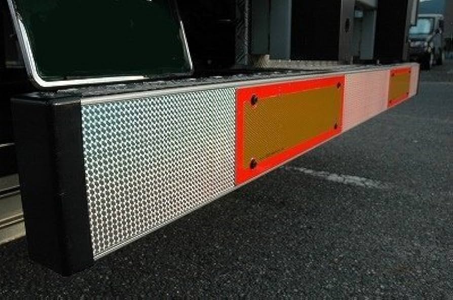 トラック架装 Amazon | 【トラック外装・架装用品】いすゞ07フォワード[H19/7