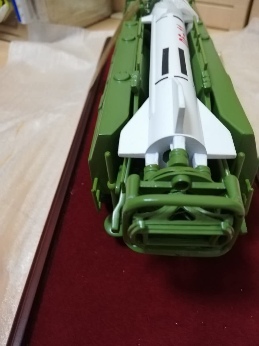 中国弾道ミサイル.発車台1/43ミニチュアコレクション Amazon.co.jp: 中国弾道ミサイル.発車台1 43ミニチュア