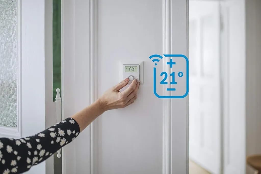 BOSCH Smart Home Raumthermostat THIW230 für wasserführende Heizsysteme 7738113964