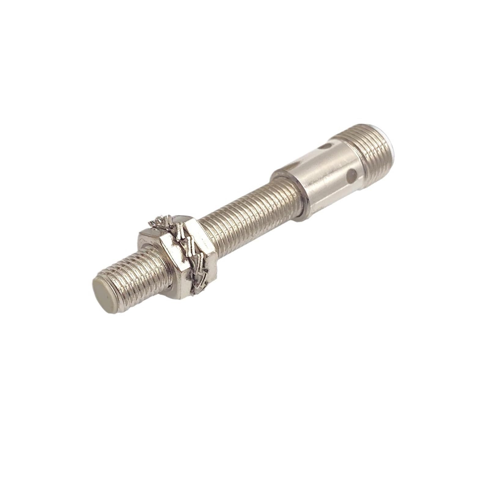 Capteur de proximite inductif M8 etanche IP65 avec boitier cylindrique en metal robuste