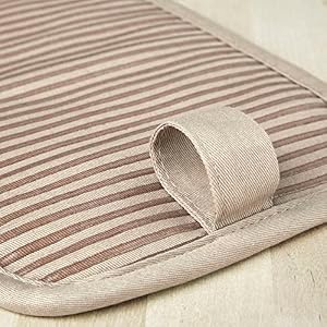 KitchenAid Beacon Two-Tone Non-Slip Pot Holder Set, Milkshake/Beige, 7"x10", 2 Piece KitchenAid Beacon Two Tone Non Slip Pot Holder Set MilkshakeBeige 7×10 2 Piece