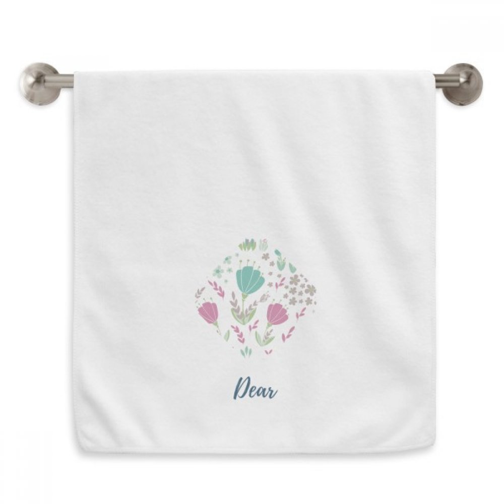 Serviette blanche punch fleur élimine l'humidité sans irriter la peau sensible