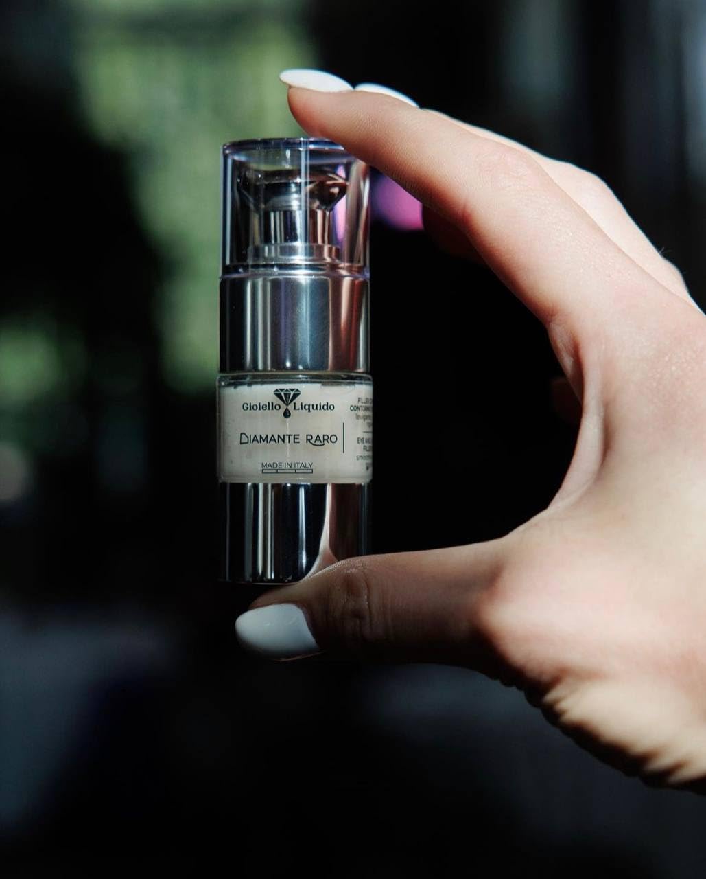 Gel contorno de ojos e Labios - Antiojeras, Antibolsas con Polvo de diamante restaura la elasticidad de la piel 15ML