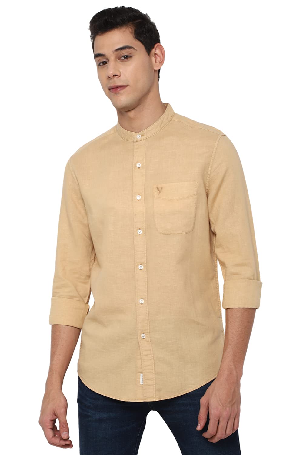 American Eagle OutfittersMen's Solid Classic Fit Shirt