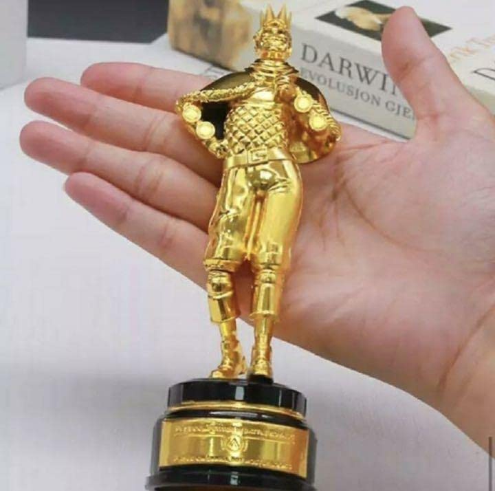 謎のトロフィー クリスタルトロフィー 内部レーザー彫刻《XC-L-0161_Bサイズ》(高さ