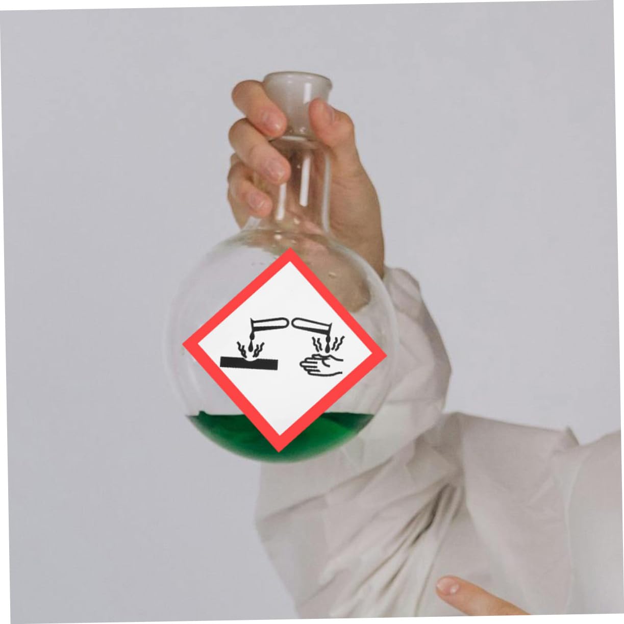 Étiquettes Autocollantes de Sécurité Corrosive 6 Pcs en Pvc | Bases, Substances Corrosives, Véhicules de Transport et Intérieur, Retrait Facile, Application Polyvalente