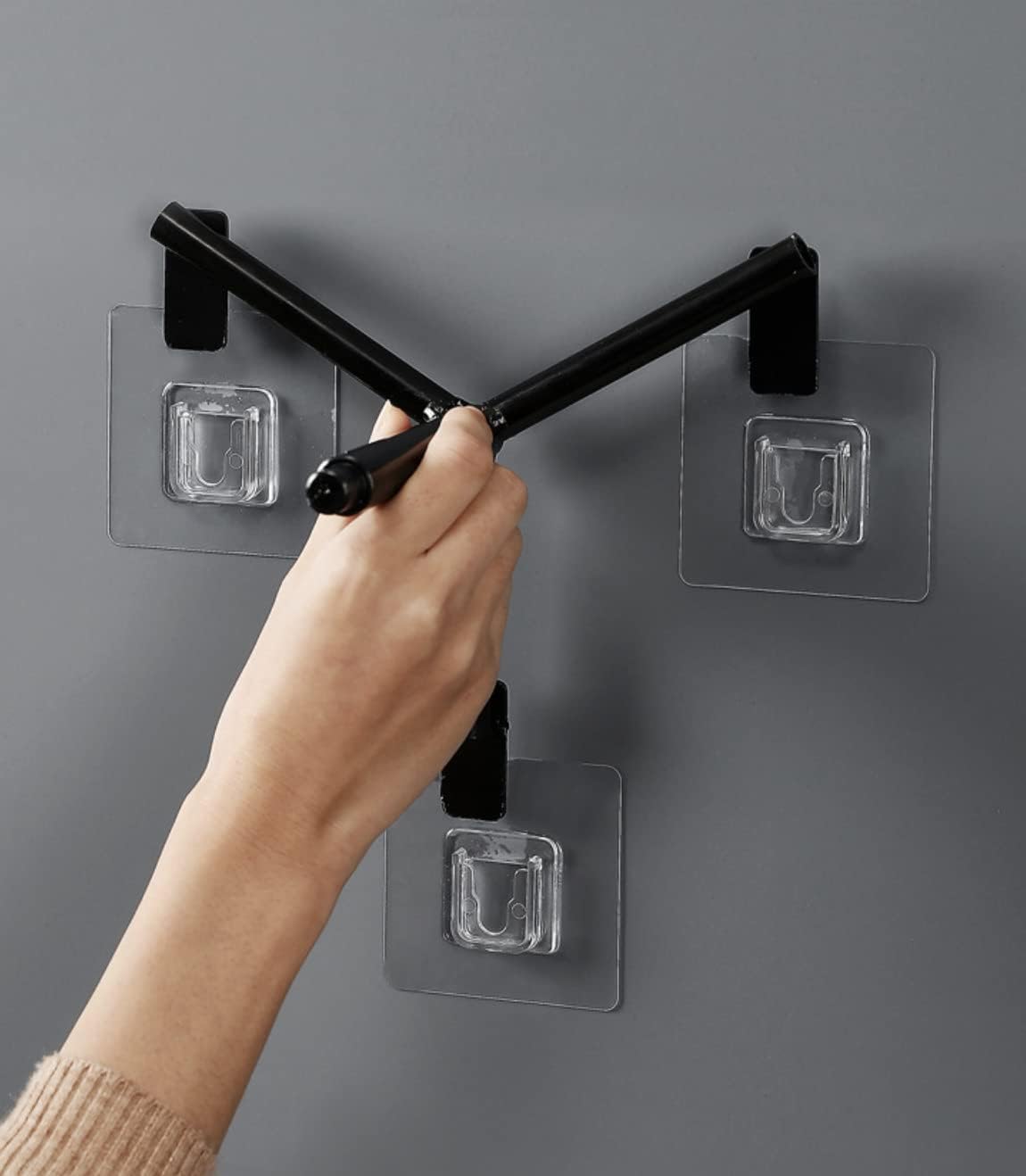 Wall Mount Rice Dispenser Rotate Cereal Detergent Hexagon Storage 360° Rotating Food Dispenser Large Capacity Moisture Resistant No Drill Wall-Mounted Sealed Storage for Beans, Candy Beads