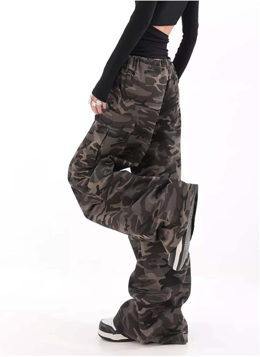 MLAFE Women's Camo Cargo Pants - Y2K Baggy Wide Leg Parachute Pants with Elastic Drawstring Waist, Roomy Pockets for Dance