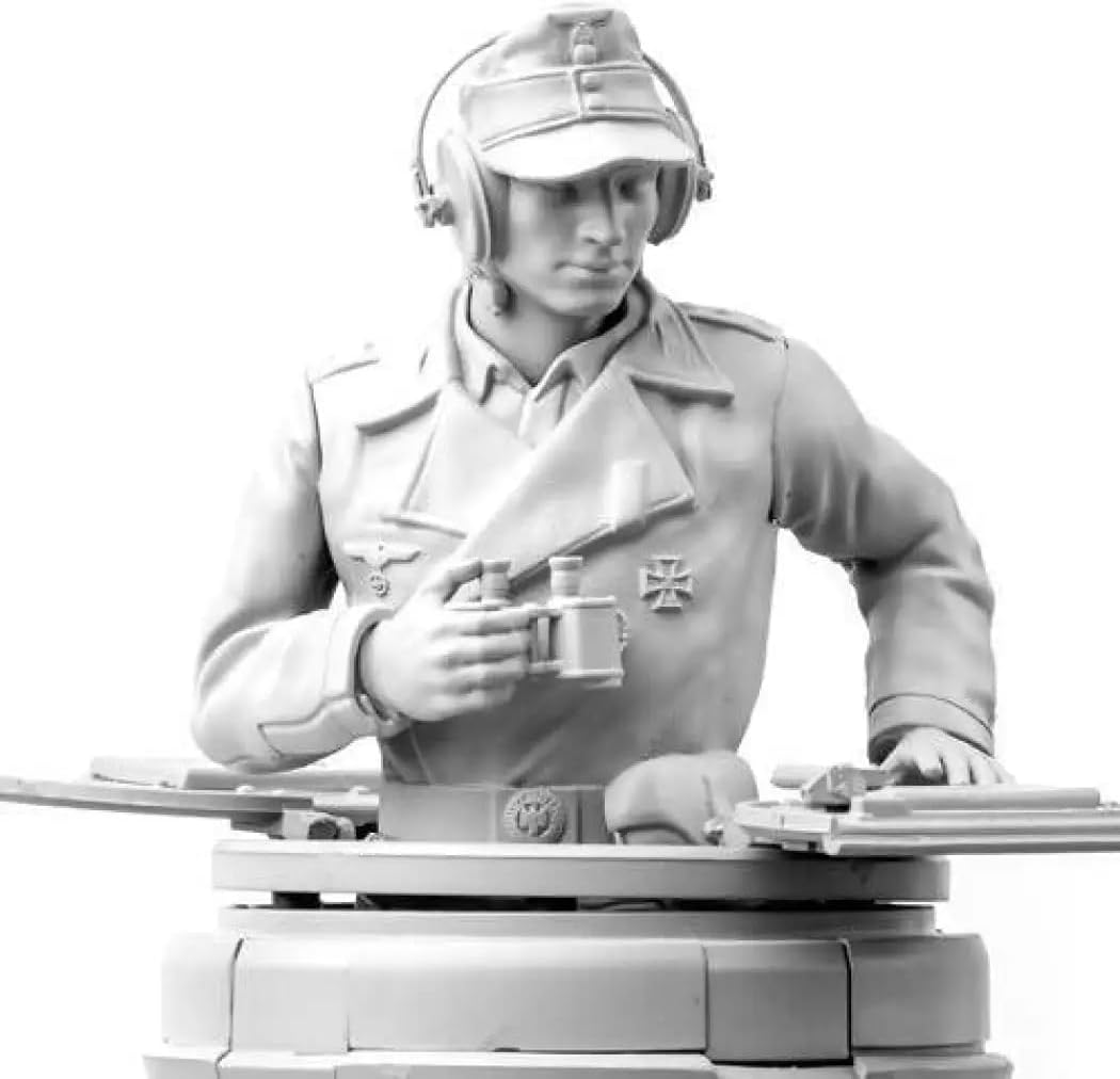 1/16 Resin Model Kit German Tank Commander WW2 Unpainted