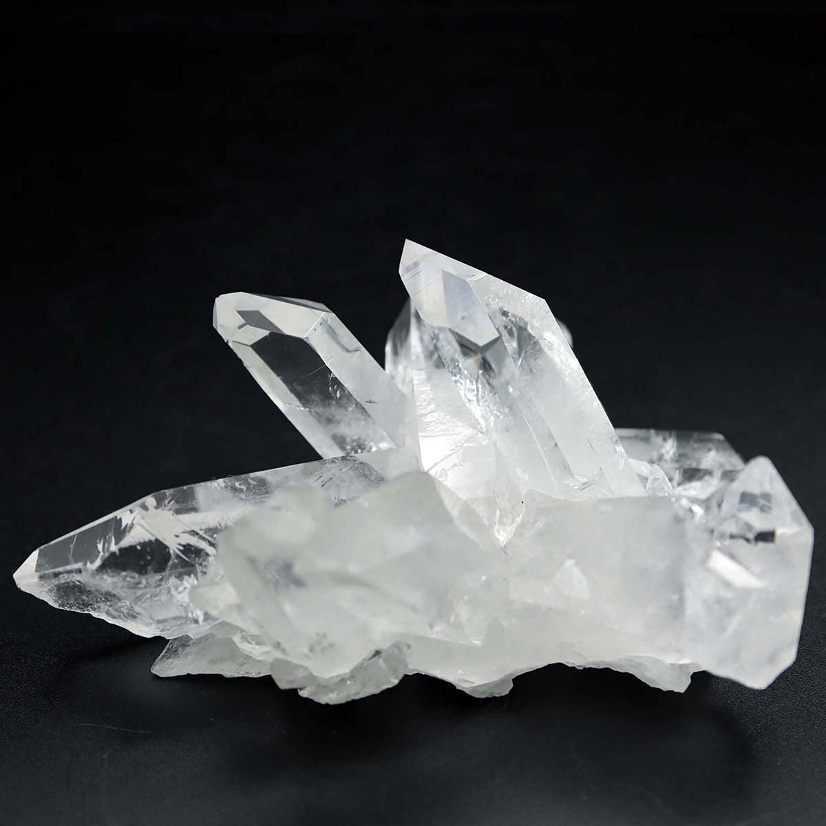 Amazon｜ゼッカ デ ソーザ産 水晶クラスター原石 220g TOPグレード