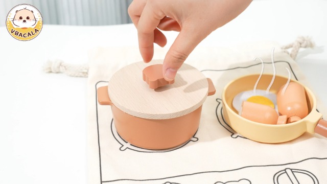 Cuisine Bois Montessori Café Cafetière En Bois Pour Enfants Avec Son Et Boutons - Cuisine Jouet Éducatif Avec Gâteau Et Croissant En Tissu - VBACALA Cuisine Bois Montessori Café Cafetière En Bois Pour Enfants Avec Son Et Boutons - Cuisine Jouet Éducatif Avec Gâteau Et Croissant En Tissu - VBACALA