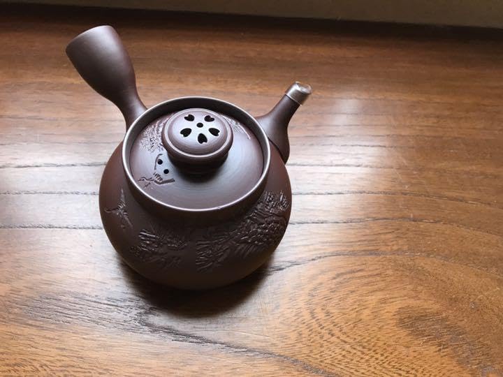 Amazon.co.jp: 萬古焼 伊藤実山 鈴入り 急須 レア : ホーム＆キッチン