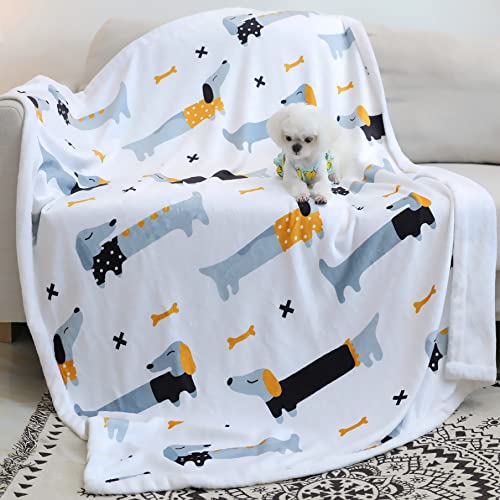 Famitile Dachshund Blanket White Dog Throw Blanket Soft Flannel Blanket Cozy Blanket Cute Cartoon Fuzzy Dachshund Blanket for Kids and Adults Couch Bed Chair Sofa (White Dachshund, 47" x 60")
