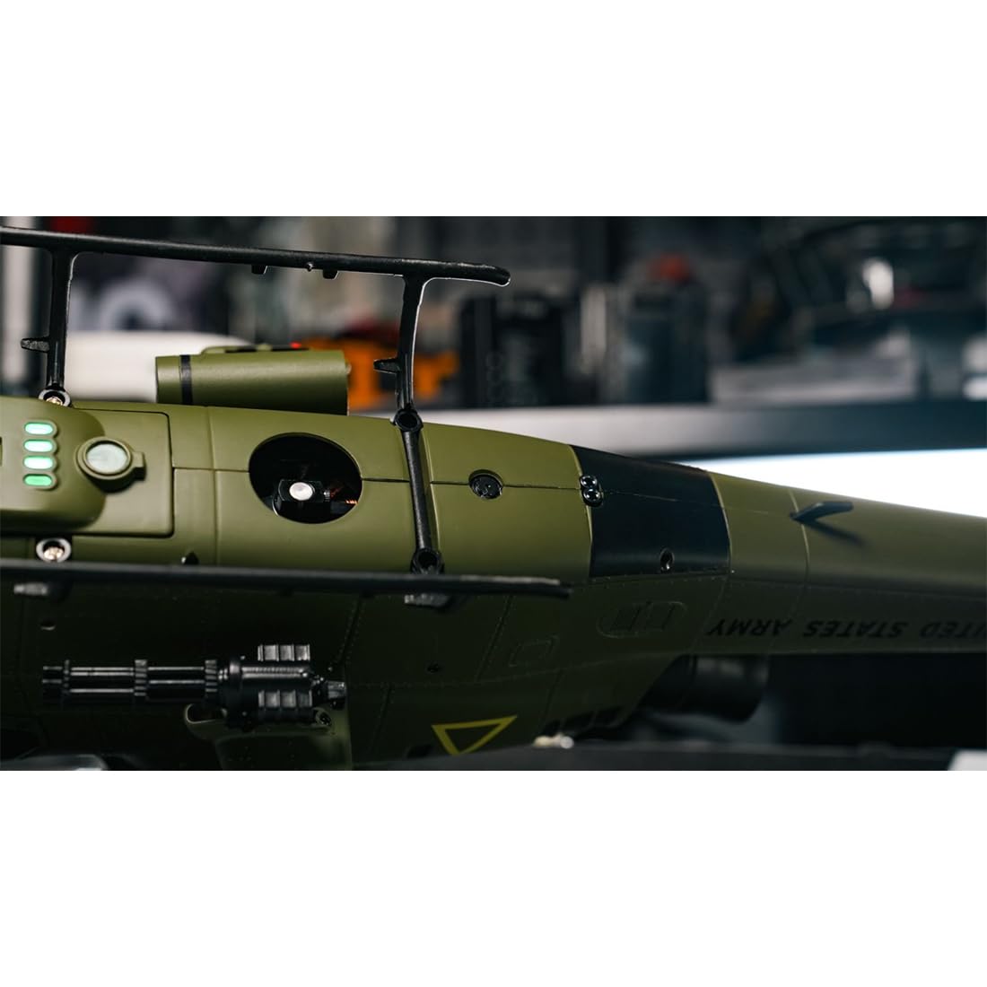 YU Xiang F112S AH-1 Cobra 1:40 RC Hubschrauber GPS 9CH Flybarless Doppelrotor Militär Helikopter Mit Zwei Brushless Motoren, Höhenhaltung & Intelligentem LiDAR-Flugmodus – RTF