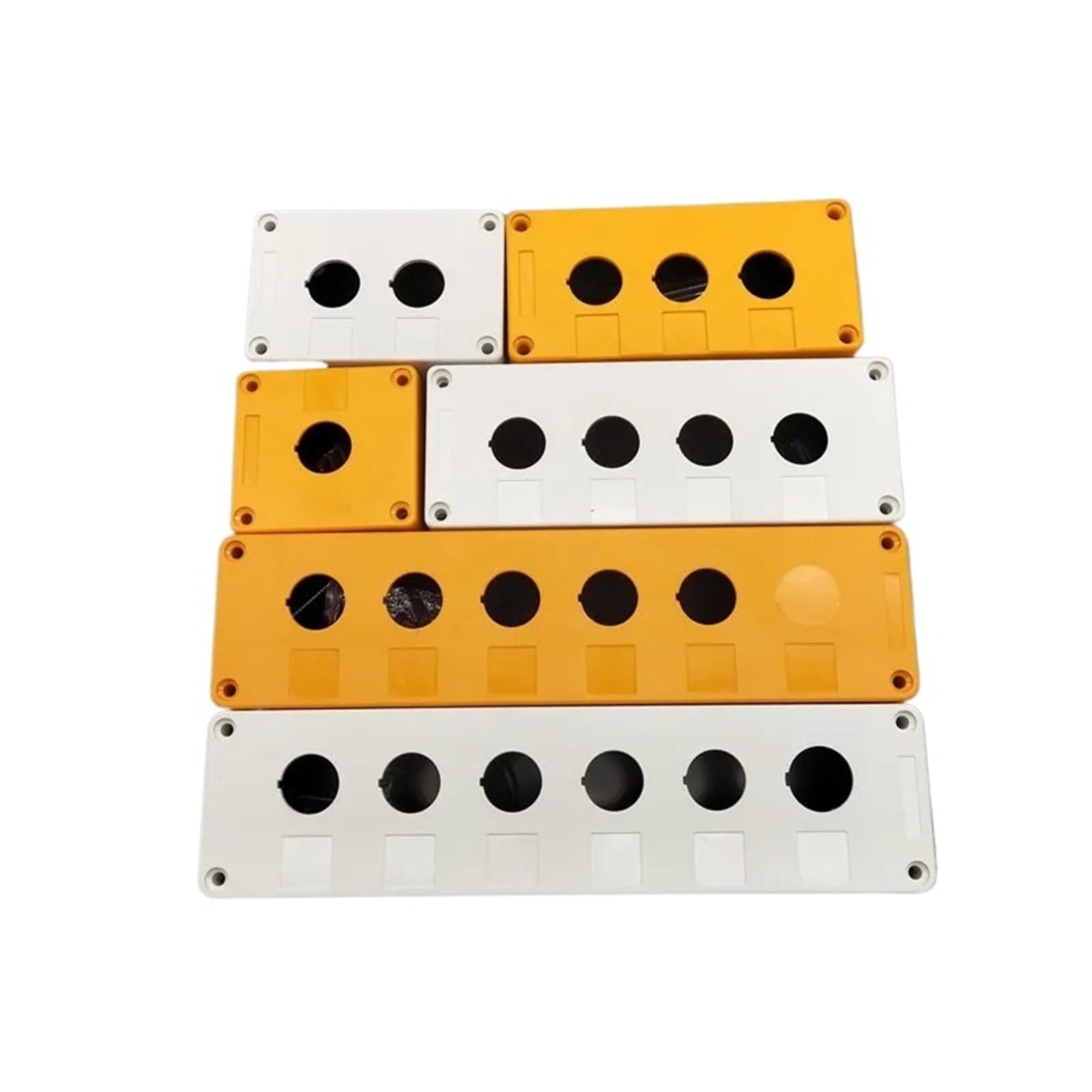 Caja para botonera de control XB2 22mm con tres taladros de montaje de 64mm 7