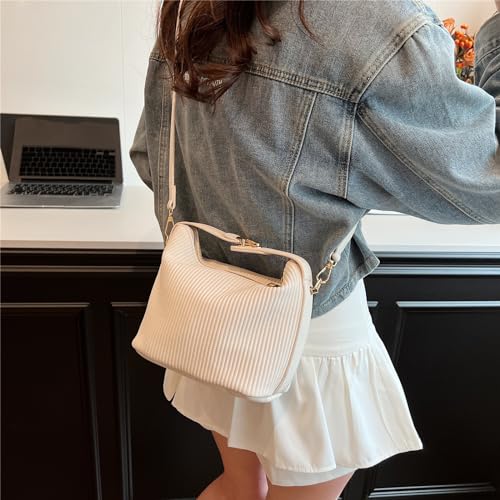 Sac à main à bandoulière compact pour emporter vos essentiels avec élégance