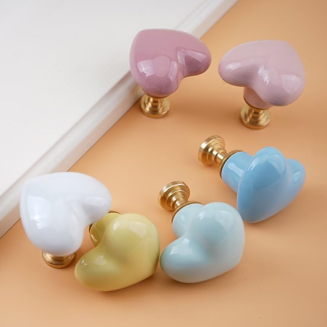 10 pomelli in ceramica a forma di cuore, per mobili da cucina, armadietti, cassetti, per la camera dei bambini, per comò, armadi, decorazioni per la casa, con base in ottone