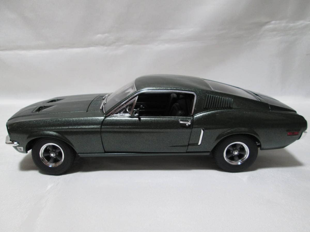 Amazon | グリーンライト 1/18 フォード マスタング GT 1968 前輪操舵