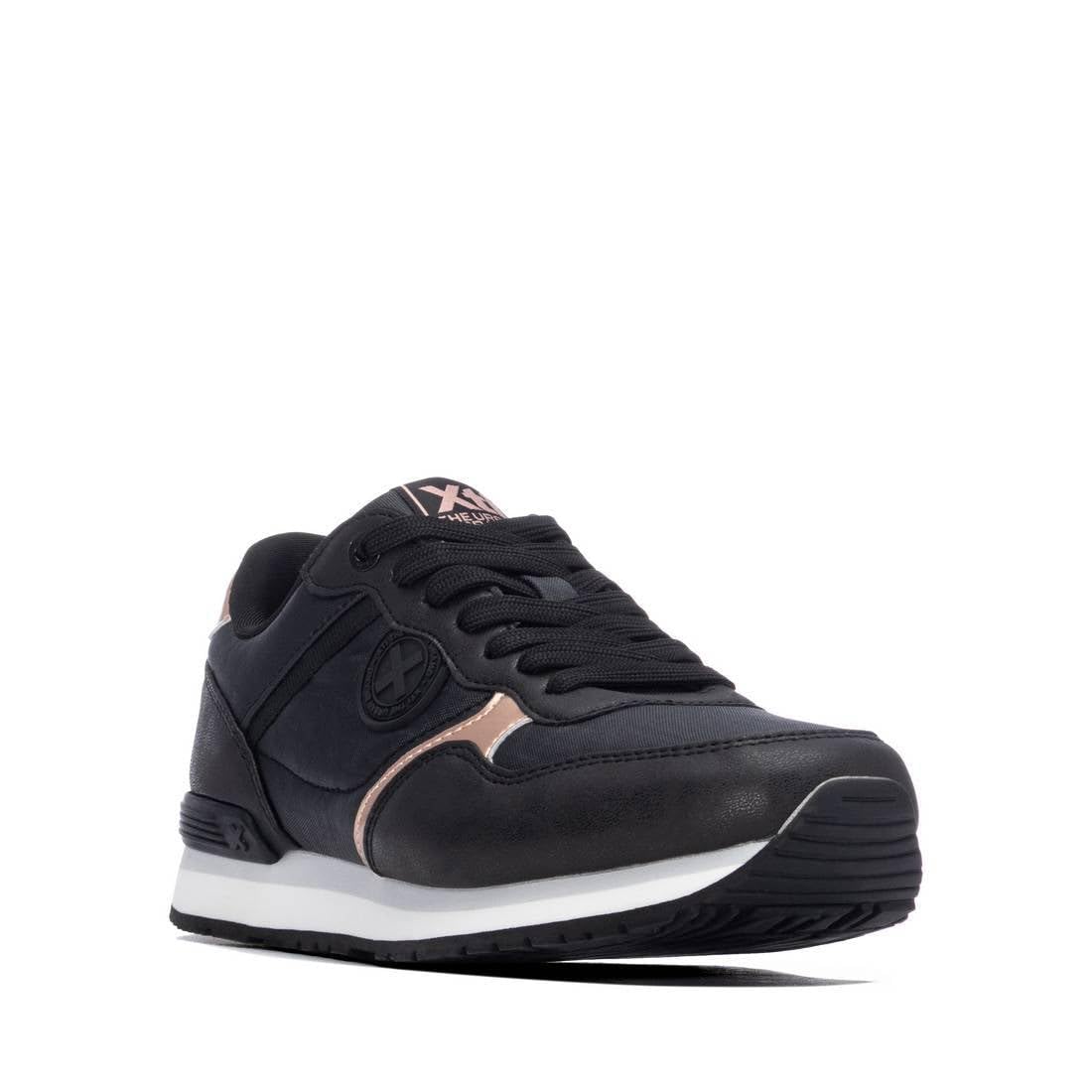 XTI - Zapatilla Mujer - Calzado Cómodo y Versátil - Moda Casual