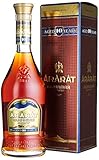 Farbe: Bernstein. Ararat Akhtamar 10 Years Old mit Geschenkverpackung (1 x 50 cl)