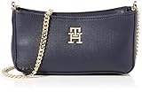 PRAKTISCH und STYLISCH: Aufgrund ihres klassischen Styles und des verstellbaren Crossbody-Riemen ist die Tasche der perfekte Begleiter. Im geräumigen Hauptfach kannst du alles sicher verstauen.
