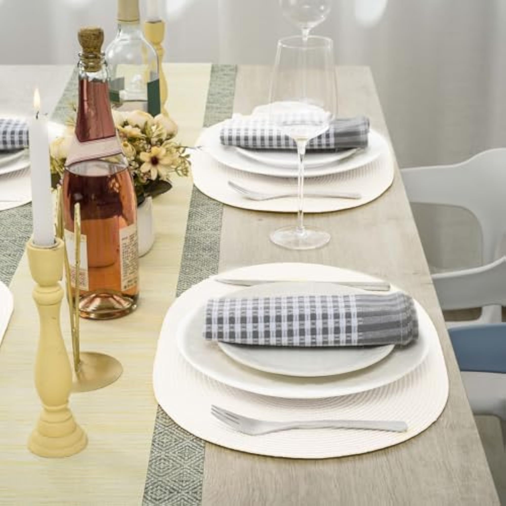 Placemats Set of 8 for Dining Table Washable Woven Vinyl