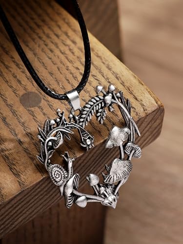 HAQUIL Vintage Nature Mushroom Necklace, Mushroom Jewelry Gift for Women4