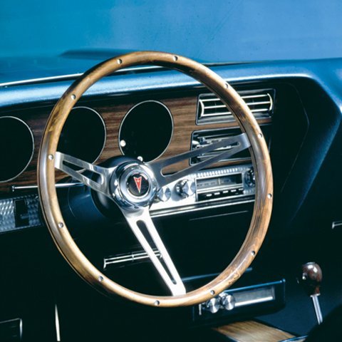 Grant 987 Classic Pontiac Steering Wheel - Image 4