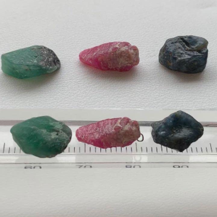 追加確認用 ルビー サファイア エメラルド Amazon.co.jp: 天然石 ルビー サファイア エメラルド 原石 3石