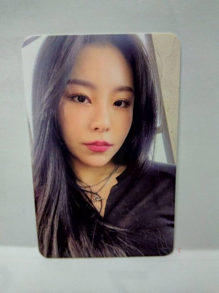 Amazon.co.jp: ママム MAMAMOO フィイン wheein Redd 限定