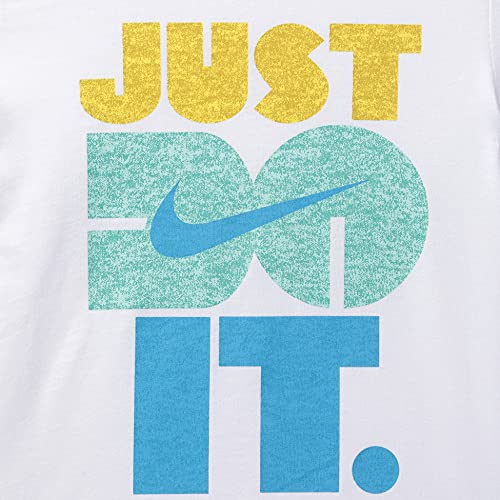 Image of Nike Girl's Graphic Print Regular Fit JDI Logo T-Shirt
