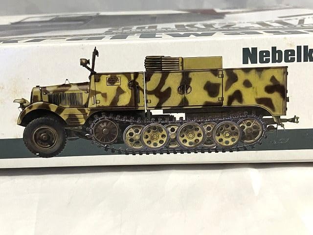 Amazon | AFVクラブ 1/35 ドイツ軍 ハーフトラック 弾薬運搬車.Sd.Kfz  