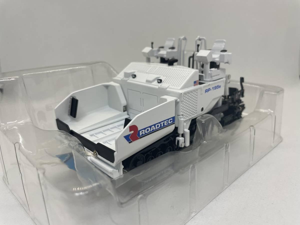Amazon.co.jp: ROADTEC 1/50 RP-195e ASPHALT PAVER J03-5-057 : おもちゃ