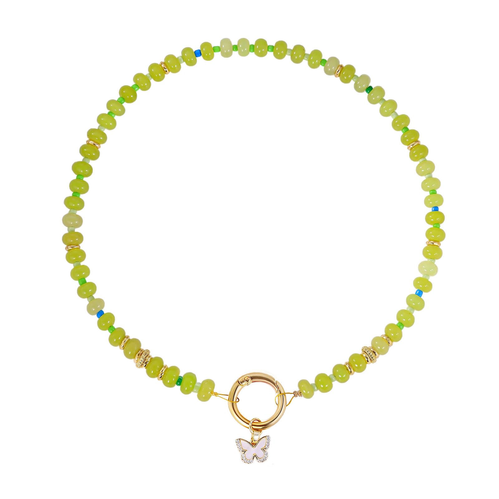 Collana con perline in pietra naturale con ciondolo a forma di