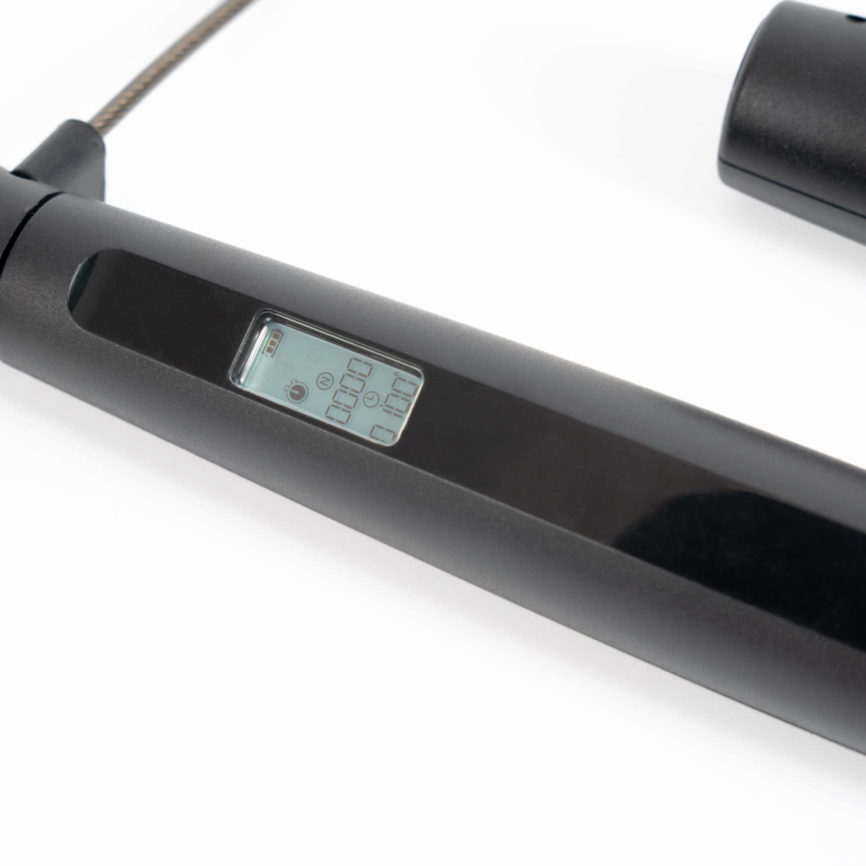 Nilox, Smart Rope, Corda per Saltare Smart e Wireless con Tre Modalità di Salto, Schermo LCD Retroilluminato con Conta Salti e Conta Calorie Bruciate Disponibili Anche su Smartphone con App SkipJoy