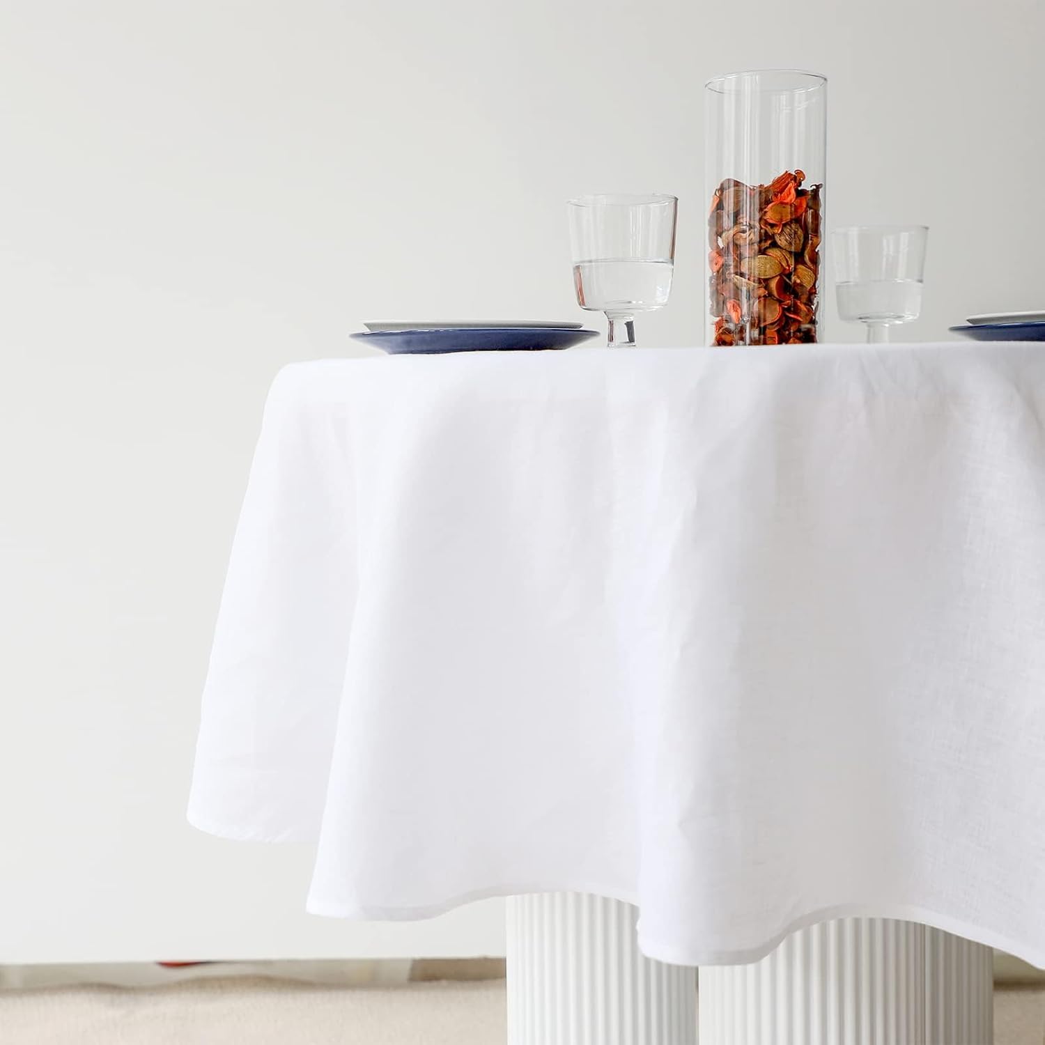 Simple&Opulence Textured Tablecloth 100% Linen Table Cloth, Kitchen Dinning Tabletop Decoration, for Outdoor and Indoor Use (Round White, 60")