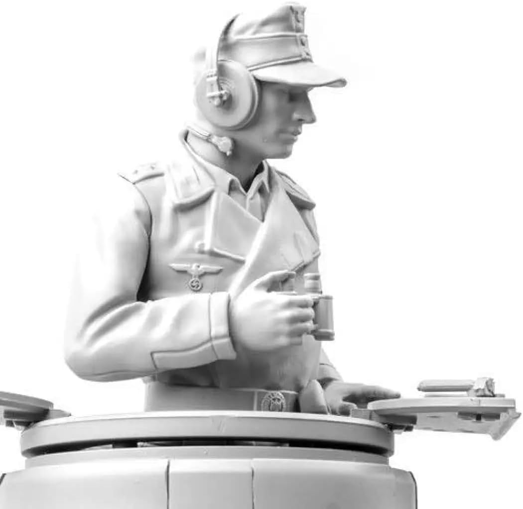 1/16 Resin Model Kit German Tank Commander WW2 Unpainted