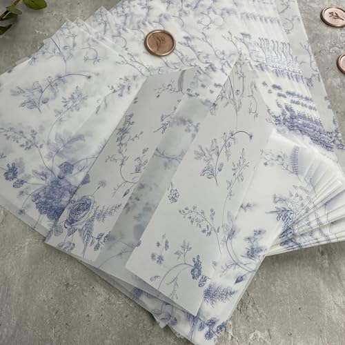 Faire-part mariage transparent floral pour une table d'invités chic