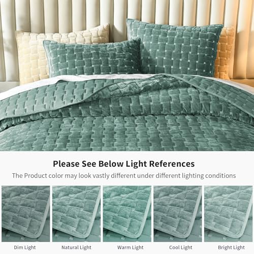 Image of Grassix Velvet Quilt Set Queen Size, Luxury Geometric Design, Aqua Green