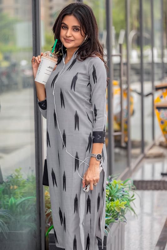Image of Sun Fashion And Lifestyle Women's Cotton Blend Stitched Ikkat Print Calf Length Kurta Set