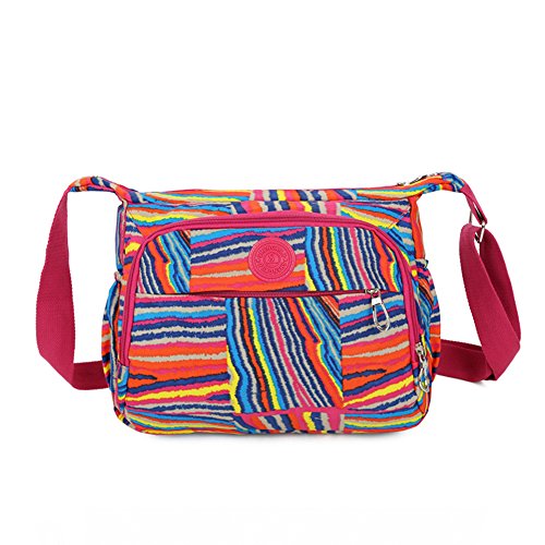 Sac en nylon imperméable pour femme qui protège vos affaires de la pluie