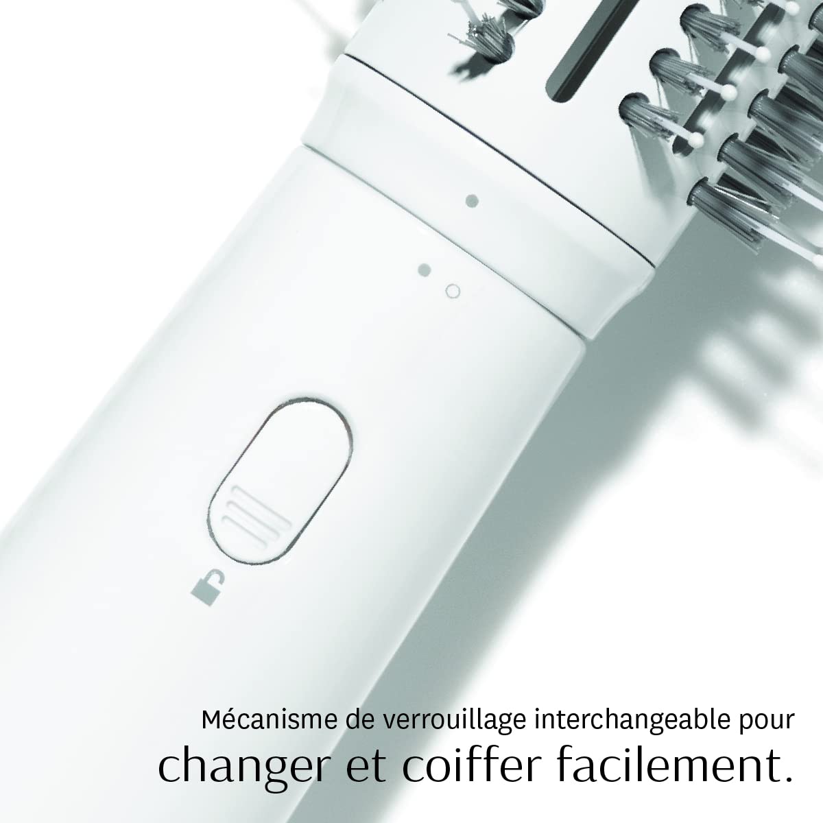 T3 AireBrush Duo Brosse Soufflante avec deux Accessoires Comprend 15 Combinaisons de Réglages de Chaleur et de Vitesse un Commutateur d'optimisation de Volume une Touche d'air Froid Verrouillable