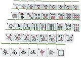 146 cartas que incluyen 36 círculos, 36 bambúes, 36 caracteres, 12 dragones (rojo, verde, blanco), 16 vientos (Norte, Este, Sur, Oeste), 8 flores y estaciones, 2 repuestos en blanco.