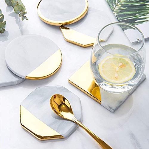 Sets de table antidérapants plaqués or parfaits pour recevoir