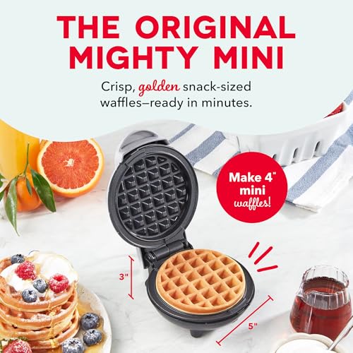 Image of Silver : Dash DMW001SL Mini Waffle Maker, Silver