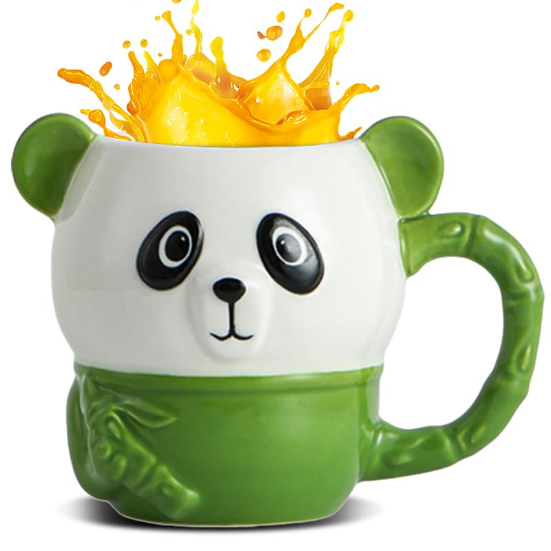 ZONSUSE Lustiger Panda Becher,Panda Keramik Tasse,3D Tasse in Tier Form,mit Bambus Form Henkel,Große Kaffeetassen, Lustige Pandabär Geschenke für Jungs Mädchen Geburtstag 550ml (Pandabär)