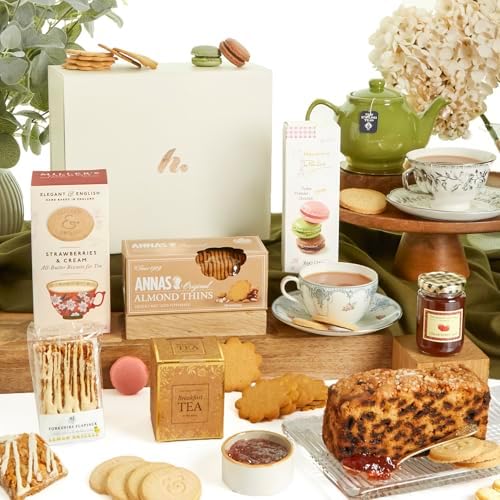 Gift Idea 9: Luxury Afternoon Tea Hamper