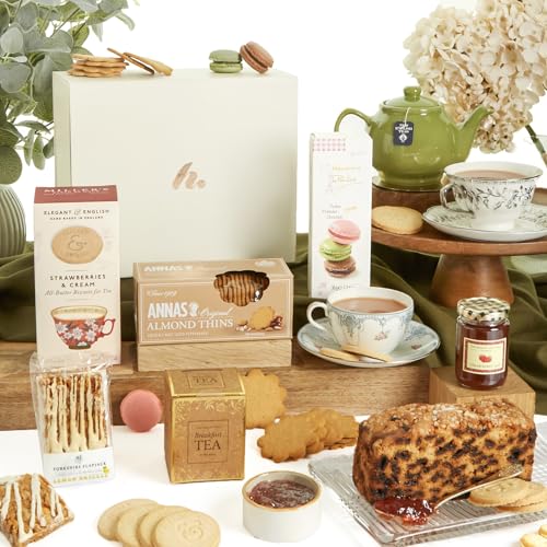 Luxury Afternoon Tea Hamper Gifts for Women and Men - Gourmet Food Gift Hamper for Mum, Birthday Hampers for Women, Grandma Gifts, New Mum, New Home, Anniversary, Thank yous, By Clearwater Hampers