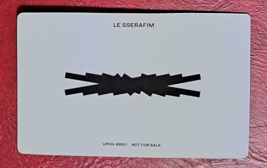 LE SSERAFIM Sakura Yunjin FEARLESS Trading Card First Press